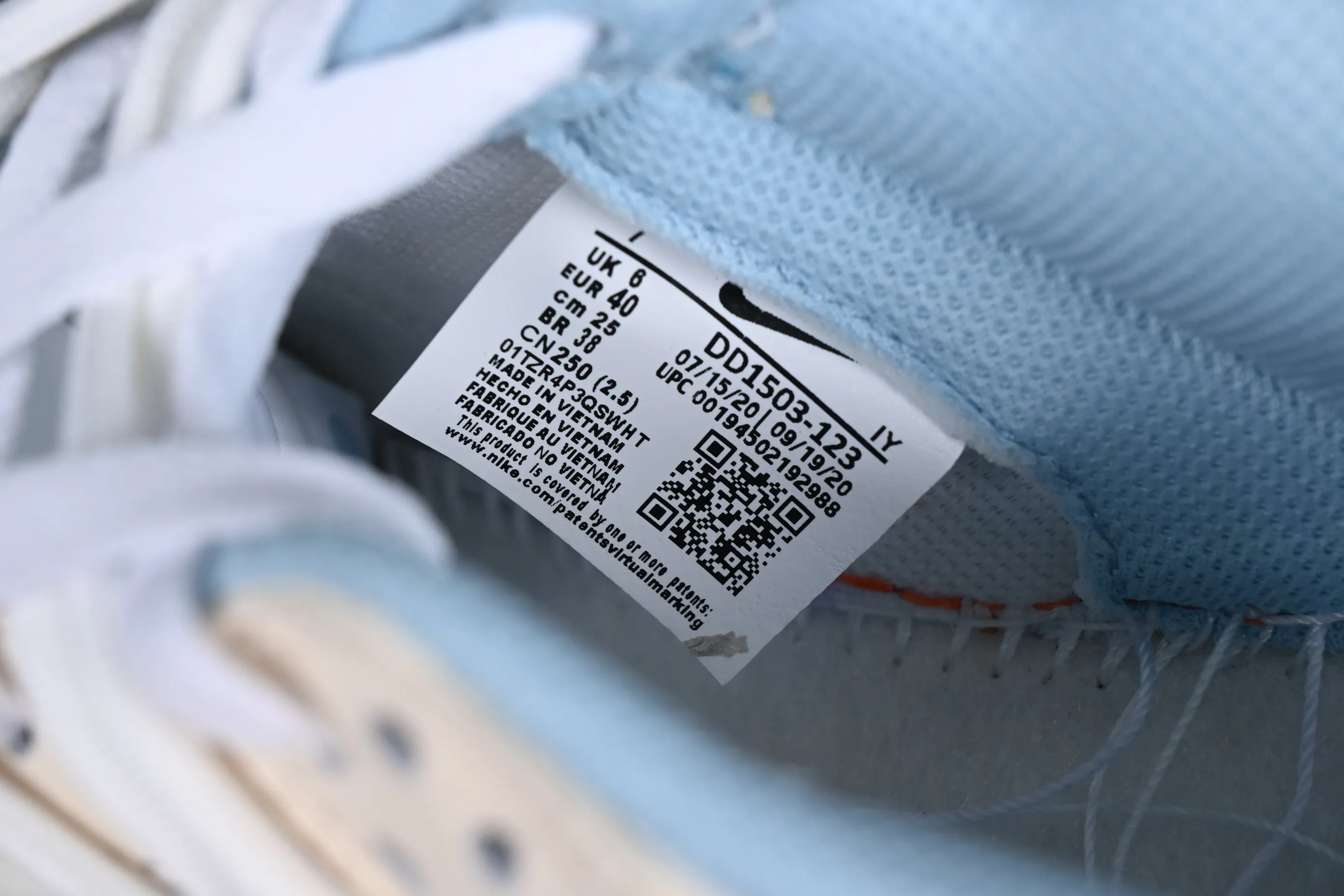 All Categories Nk SB Dunk Series Nk SB Dunk Low Low-top Sneakers Z Version Nk Dunk Low Summer Feeling Sea Salt Milk Ice Customized Deconstructed Strap Casual Sneakers DD1503-123